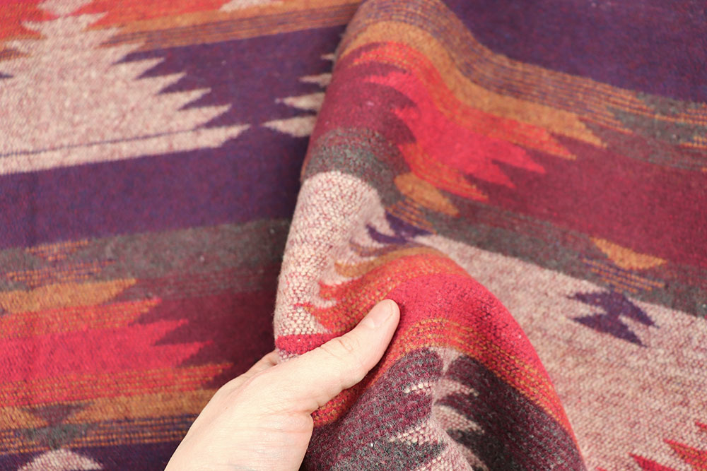 Herbstliche Eleganz trifft auf wärmende Gemütlichkeit – der perfekte Stoff mit charmantem Boho-Muster Bk7617 Poncho Stoff Jackenstoffe Poncho-Stoff Premium - Rot