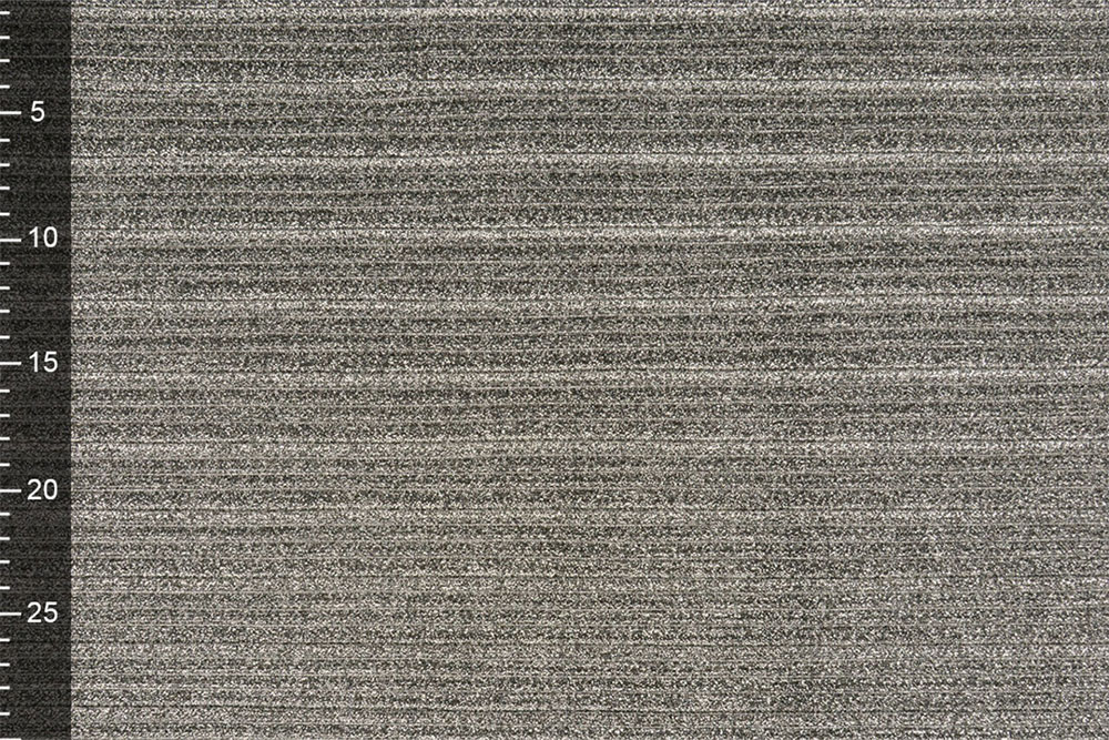 Glitzernder, festlicher Bekleidungsstoff mit Lurexfäden in edlem Silber Lurex Plissee Falte Silber Festliche Stoffe Lurex-Plissee - Glamour - Silber