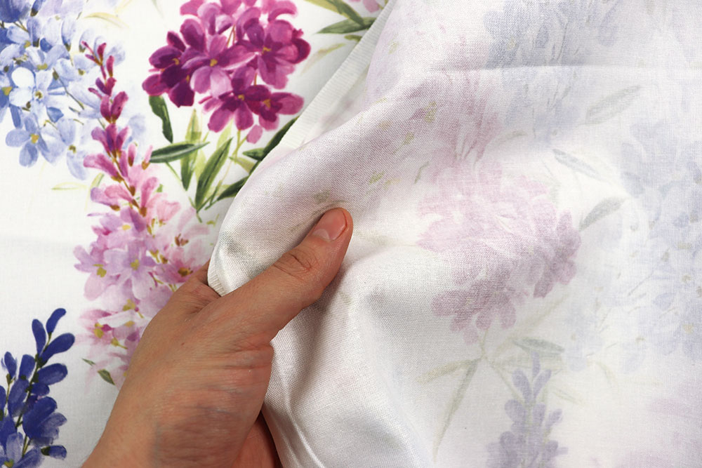 Digital bedruckter Baumwollstoff mit traumhaften Hyazinthen - blühende Pracht in leuchtenden Farben! Co6895 Baumwollstoff Hyazinthen S4 Baumwolle Blumen Baumwollstoff Digital - Hyazinthen - 280 cm