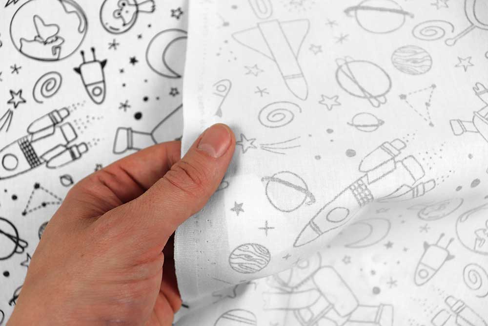 Ausmalstoff mit Astronaut im Weltall - ideal zum Bemalen, Nähen & Gestalten Co7026 Baumwollstoff Ausmalstoff Astronaut S4 Kinderstoffe Ausmalstoff Baumwolle - Astronaut