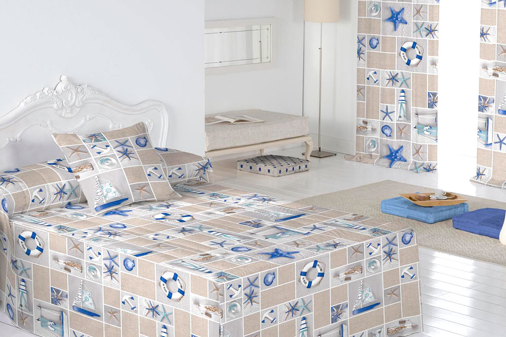 Seestern, Rettungsring, Muschel und Sand - fertig ist ein einfaches wie geniales Beach-Design auf überbreitem Dekostoff Ds3129 Dekostoff Ueberbreit Maritim Übergardinen Dekostoff Leinenoptik - Seesterne, Muscheln und Co. - 280 cm