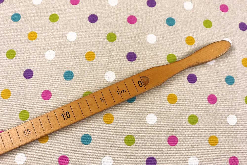 Bunt getupfter Dekostoff in praktischer Überbreite für farbenfrohe Deko-Ideen Ds33 Dekostoff Ueberbreit Punkte S4 Punkte/Tupfen - 280 cm Dekostoffe Dekostoff - Bunte Punkte - Natur - 280 cm