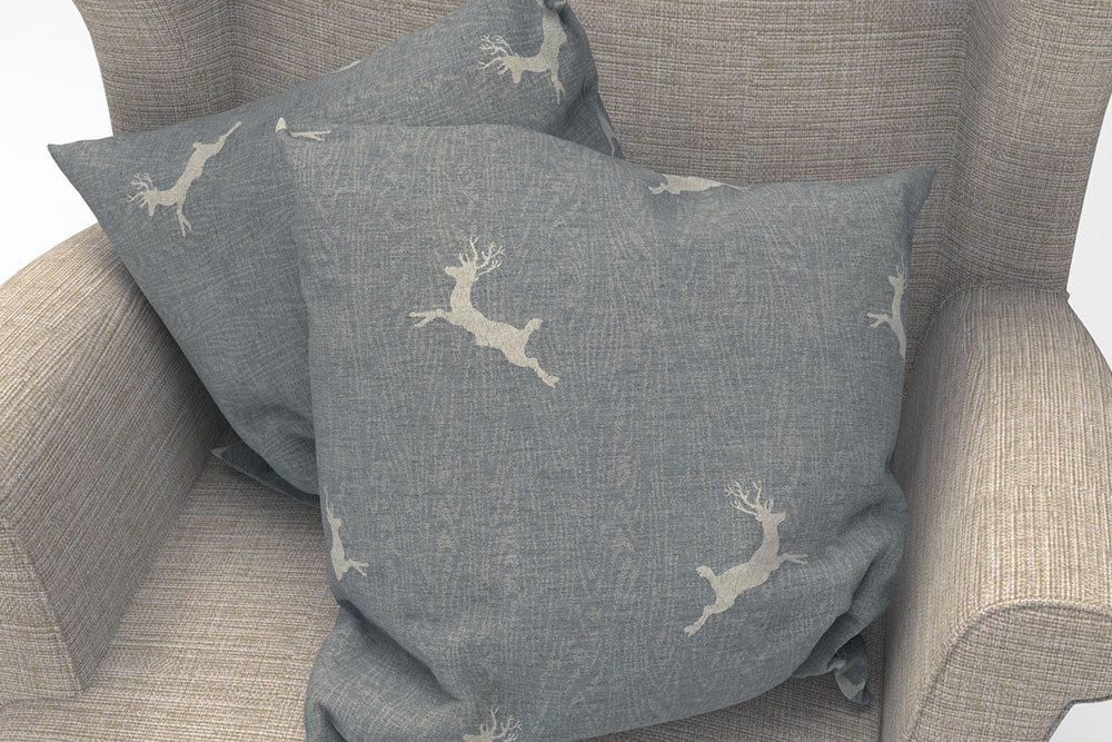 Geschmeidiger, beidseitig verwendbarer Jacquard mit eingewebten Hirschen in Grau/Creme Ds5940370 Jacquard Hirsch Grau S4 Jacquard Jacquard Ammergau - Dekostoff - Grau/Creme