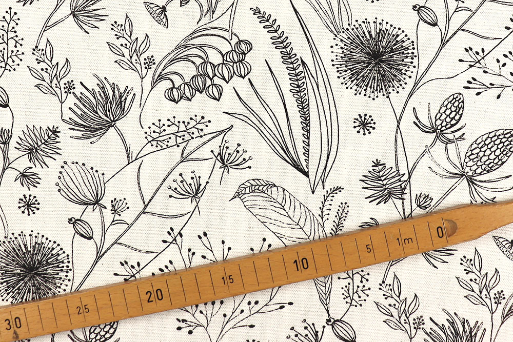 Robuster Dekostoff mit sehr hohem Baumwollanteil und einem dezenten Pflanzenmotiv, das sich toll kombinieren lässt! Ds6259 Dekostoff Toile Wiese S4 Dekostoffe Pflanzen Dekostoff Premium - Flower Toile