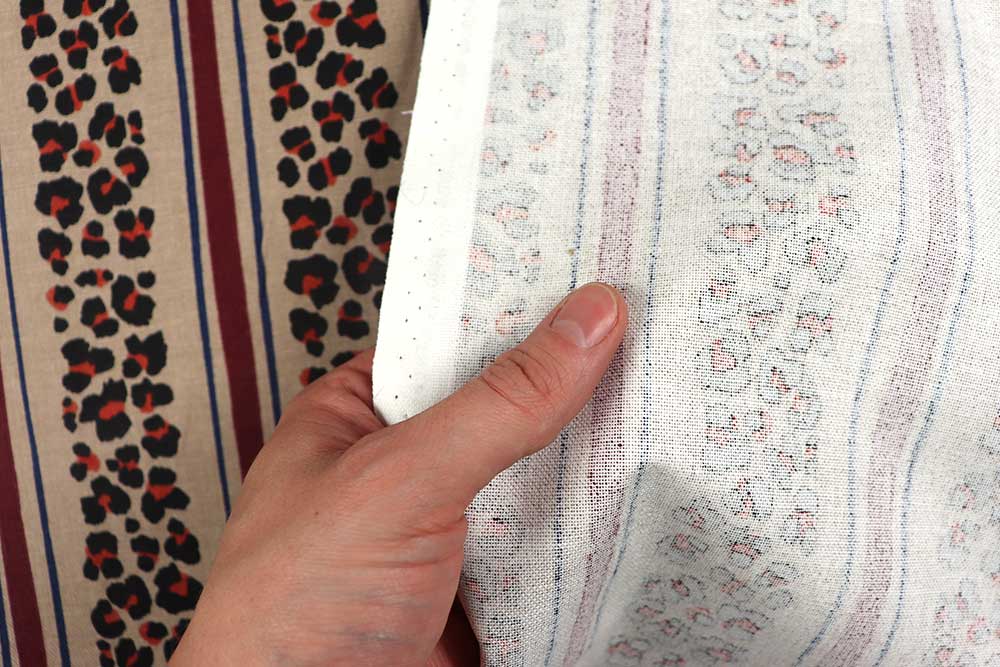 Canvas aus reiner Baumwolle mit trendigem Mustermix aus Streifen und Leo Ds6407 Baumwolle Dekostoffe Leo Streifen S4 Dekostoffe Retro Baumwoll-Dekostoff - Leo Stripes