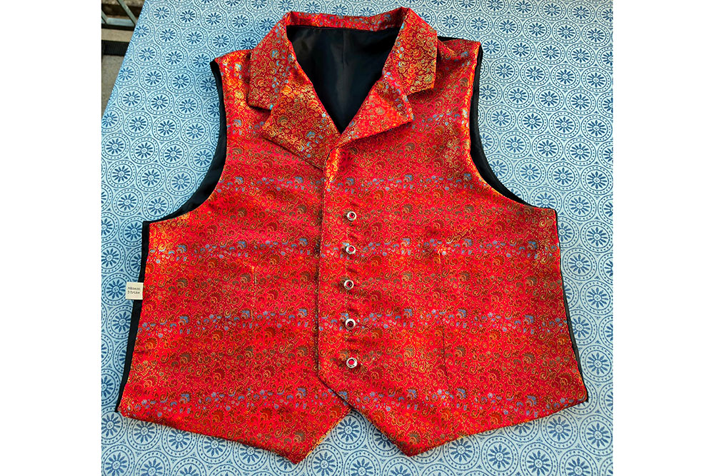 Eleganter Brokat-Stoff in einer Breite von 145 cm - das florale Design ist ein absoluter Hingucker! Fn3188 Brokat Blumen Rot Stm China Seidenimitat Brokat Mayoni - Rot