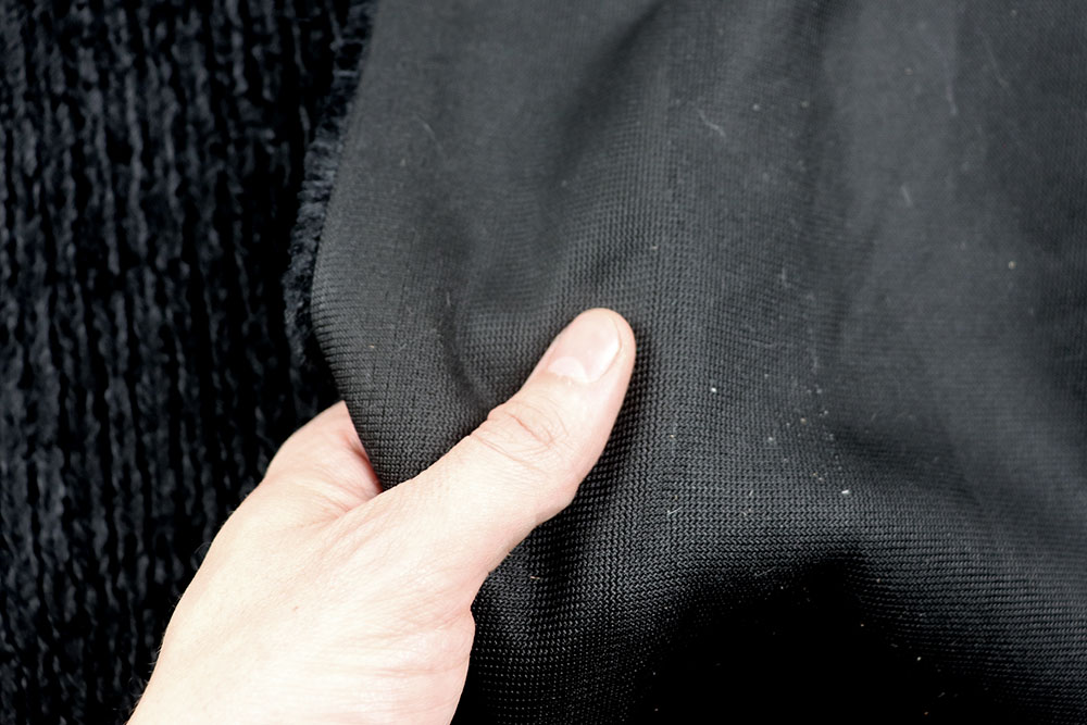 Flauschiges, geripptes Kunstfell für Kostüme, Accessoires und mehr! Sp167003 Rippenfell Sale Winterstoffe Rippenfell - Schwarz
