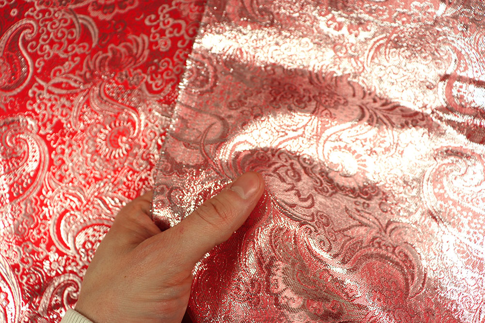 Effektvoller Stoff mit edlem, eingewebtem Muster für festliche Kostüme und besondere Anlässe Sp168019 Brokat Paisley Rot Brokat Meterware Brokat Maharadscha - Rot/Silber