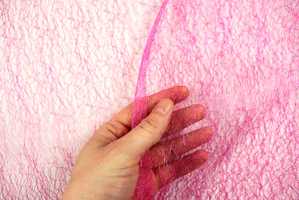 Effektvoller Tüll in knalligem Pink Sp168049 Spinnentuell Pink 2 Dekorationsstoffe Spinnentüll - Pink
