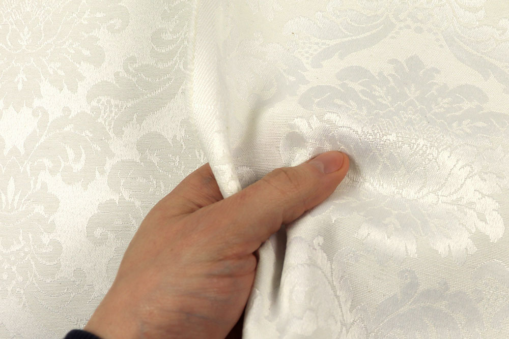 Edler, beidseitig nutzbarer Stoff in Überbreite mit dezentem eingewebtem Barockornament Td5083 Tischdeckenstoff Damast Barock Champagner S4 Tischdeckenstoffe Tischdeckenstoff Damast - Theresia - 280 cm - Champagner