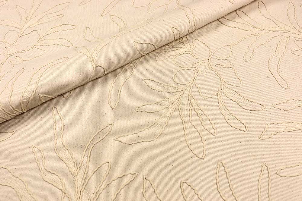 Bestickter Stoff im Zeltstoff-Stil – natürlich, robust & ausdrucksstark! Zeltstoff Bestickt Taschenstoffe Natur-Köper - bestickt