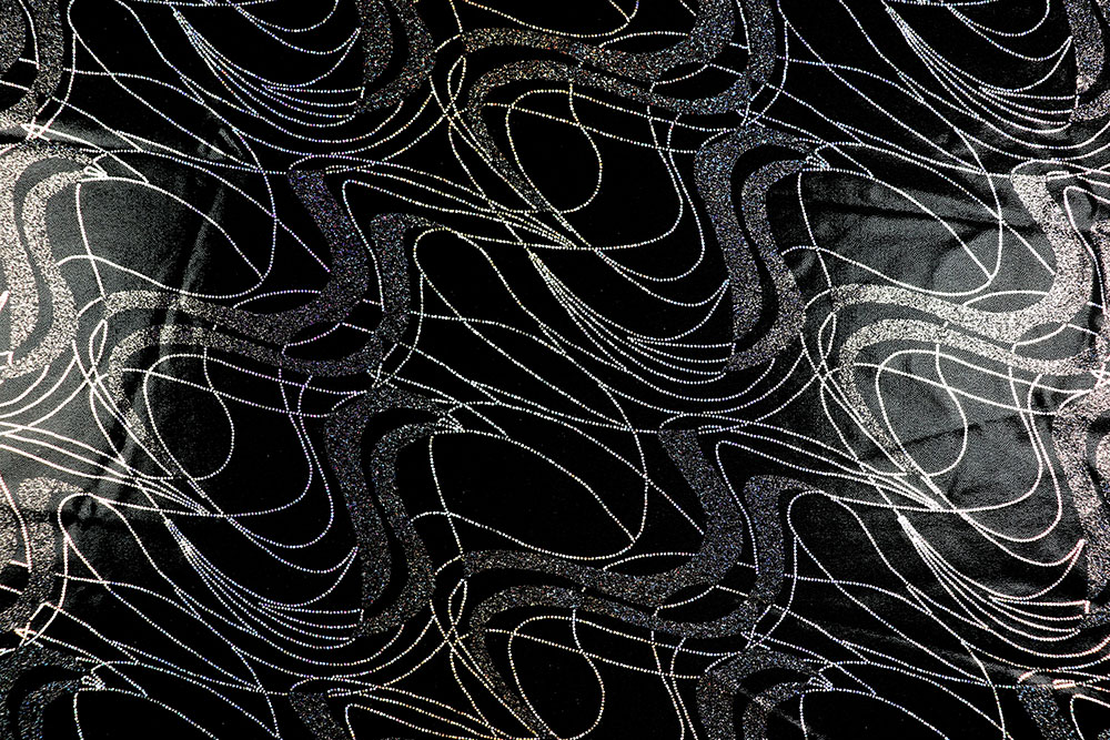 Eleganter Stretchstoff in Schwarz mit Glanz – für ausdrucksstarke Designs und kraftvolle Bewegungen. Bk7813 Tanzkleiderstoff Nebula Schwarz S4 Fasnacht Stoffe bunt Lycra Tanzkleiderstoff - Nebula - Schwarz