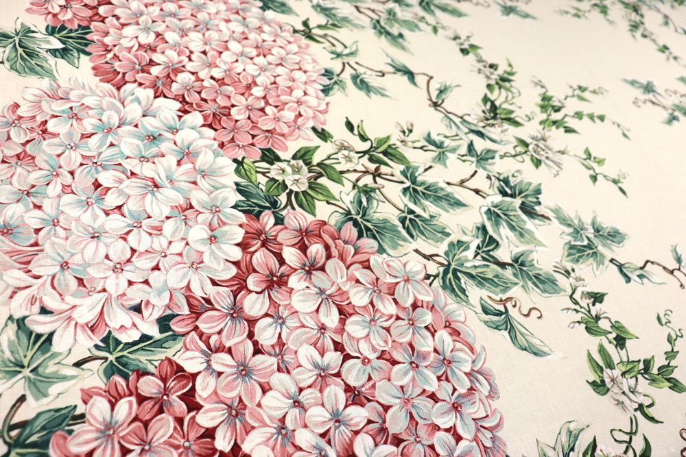 Prachtvolles Blumendesign im intensiven Digitaldruck auf feiner Baumwolle - Made in Italy! Co7011 Dekostoff Baumwolle Borduere Hortensien S4 Baumwolle Blumen Baumwoll-Dekostoff Digital - Hortensien