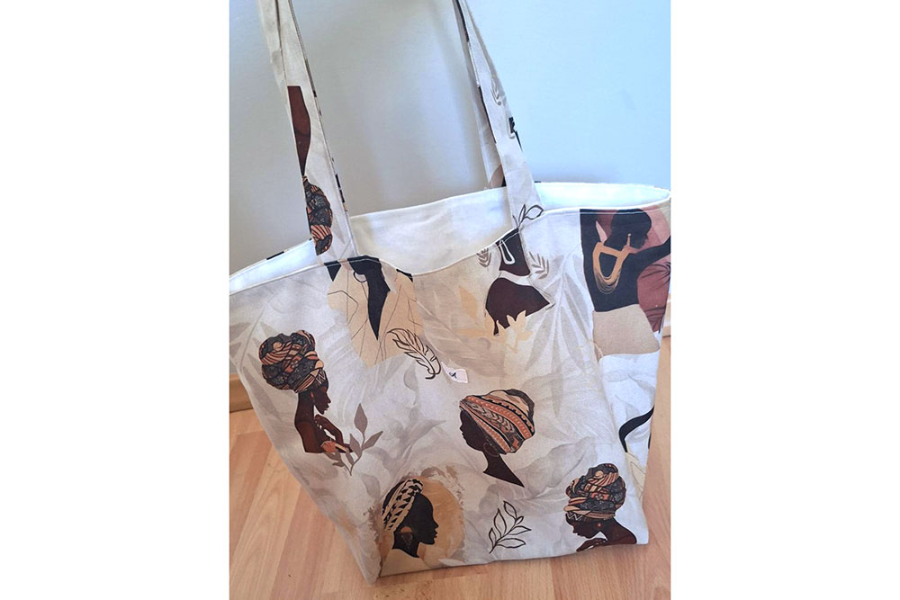 Stimmungsvolle Meterware aus unserer African-Spirit-Collection - außergewöhnliches Motiv auf extrem hochwertiger Baumwolle Ds2458 Dekostoff Baumwolle Afrika S4 Dekostoffe Safari Premium-Dekostoff - African Beauty