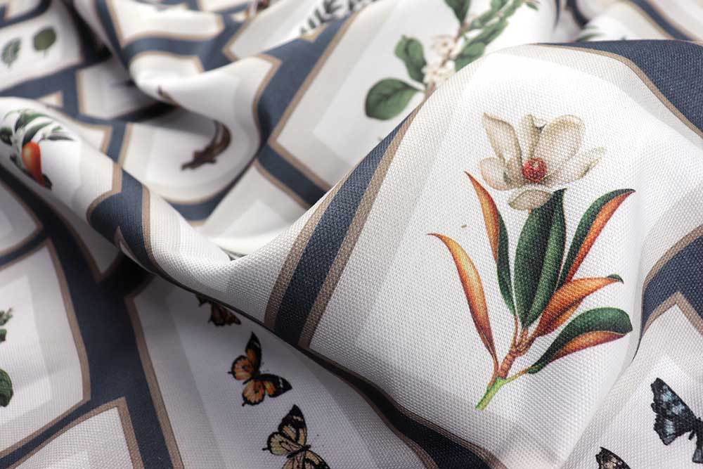 Digital bedruckter Panama mit hohem Baumwollanteil und einem wunderschönen Design, das auf jedem Zentimeter eine neue Überraschung bietet! Ds3312 Dekostoff Ueberbreit Bilder S4 Blumen, Früchte, Pflanzen - 280 cm Dekostoffe Dekostoff Premium - Nature on my Wall - 280 cm