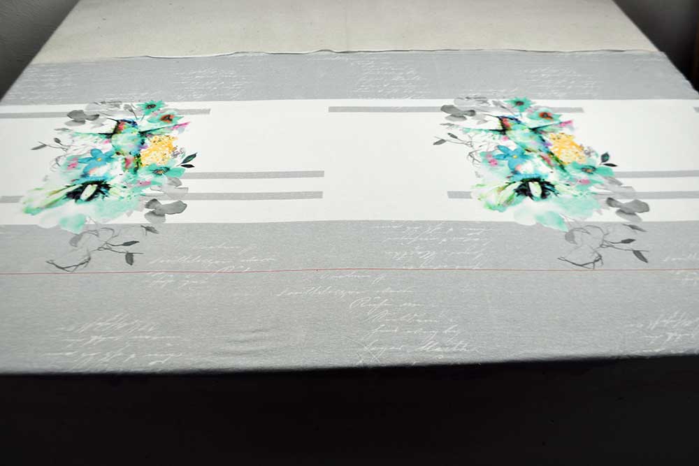 Geschmeidiger Panelstoff aus Viskose und Elasthan, versehen mit romantischem Blütendesign Sp145055 Paneljersey Aquarell Frank Walder Viskose-Paneljersey - Romance