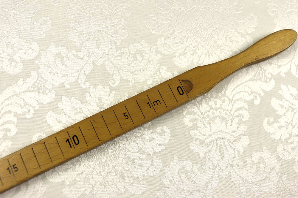 Edler, beidseitig nutzbarer Stoff in Überbreite mit dezentem eingewebtem Barockornament Td5083 Tischdeckenstoff Damast Barock Champagner S4 Tischdeckenstoffe Tischdeckenstoff Damast - Theresia - 280 cm - Champagner