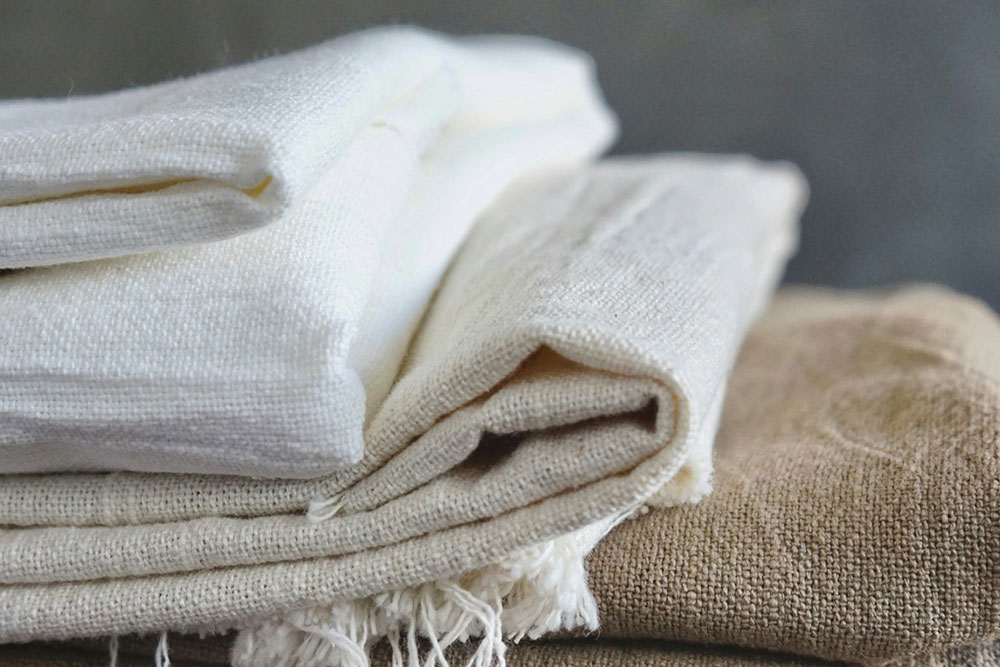Materialkunde: Leinen & Musselin – Sommerliche Stoffe im Vergleich