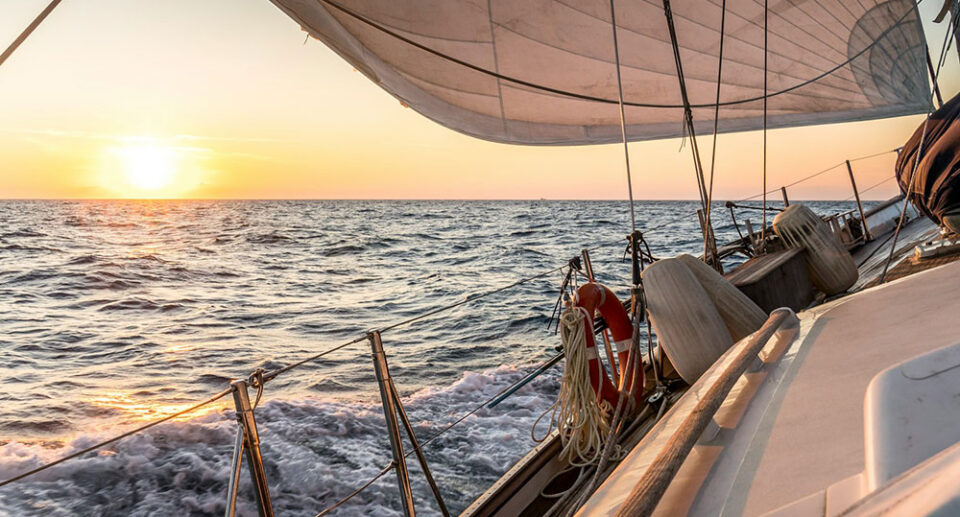 Segeltuch für Yachten und Markisen: Hightech-Materialien im Vergleich